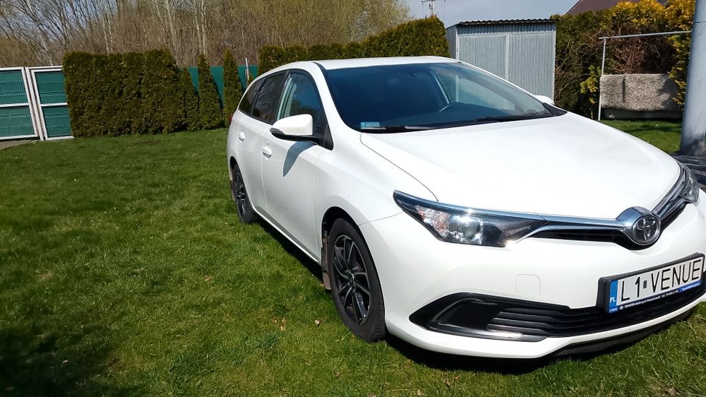 Toyota Auris   1,4D Salon Pl.bezwypadkowy...
