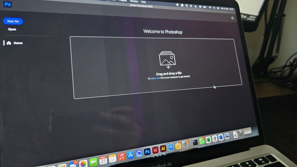 Macbook Air M1 256gb 8gb ram 132 ciclos- teclado pt