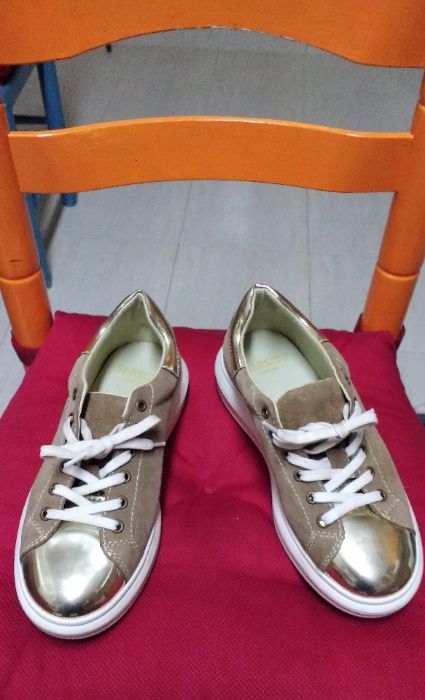 Ténis fashion novos nº 38
