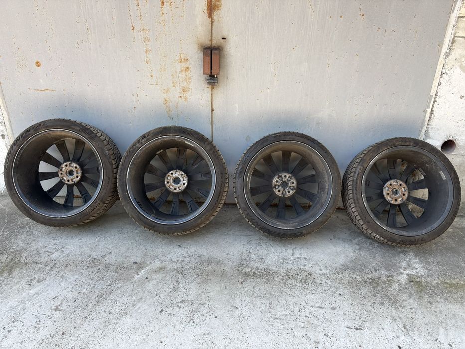 Комплект коліс в сборі 22 дюйми Tesla Model X