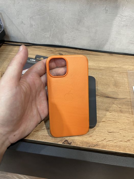 комплект чохлів на iPhone 13 14 оригінальний Apple Leather Case Orange