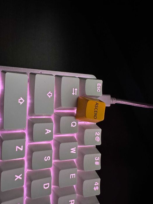 Teclado Glorious GMMK Compact