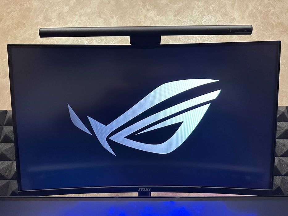 Монитор MSI Optix MAG27C