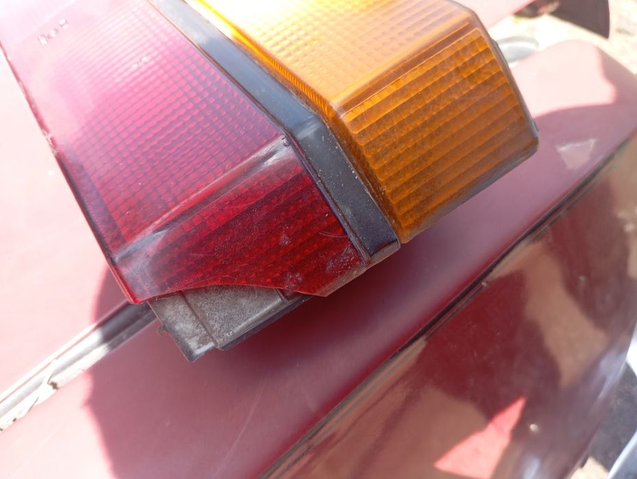 Задні фанарі вольово