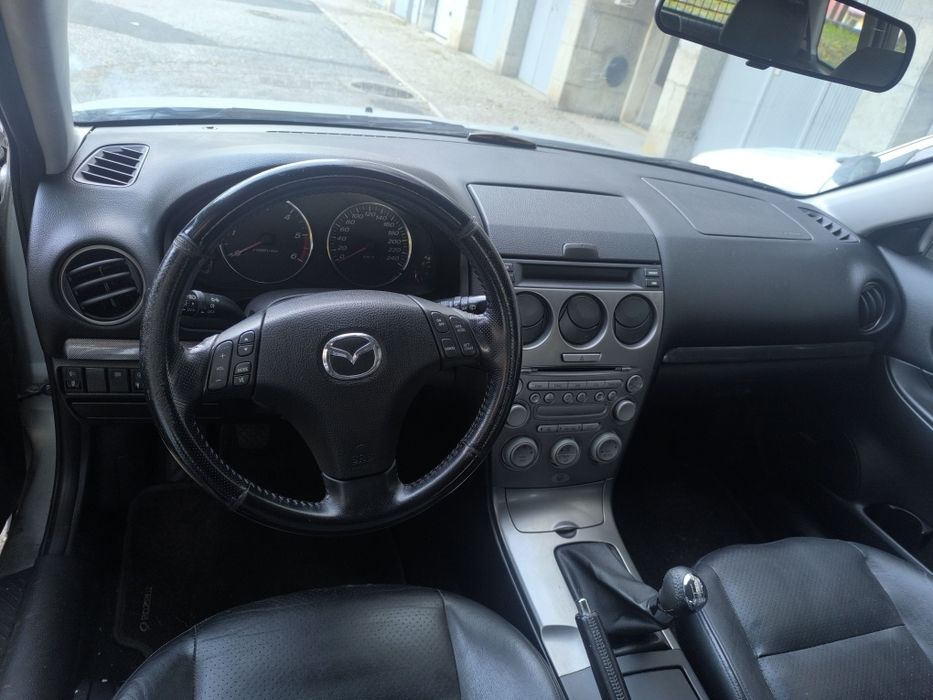Mazda 6 em ótimo estado