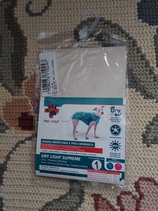 Roupa pós cirúrgica para cadela da Pet Med