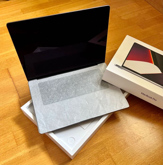 Apple MacBook Pro 16" | M1 Pro | 16GB RAM | 1TB SSD | WARRANTY64284596376579122