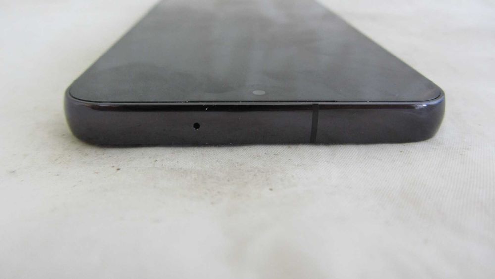 Samsung Galaxy S23 (SM-S911B/DS) 8/128GB Black Live Demo Unit
