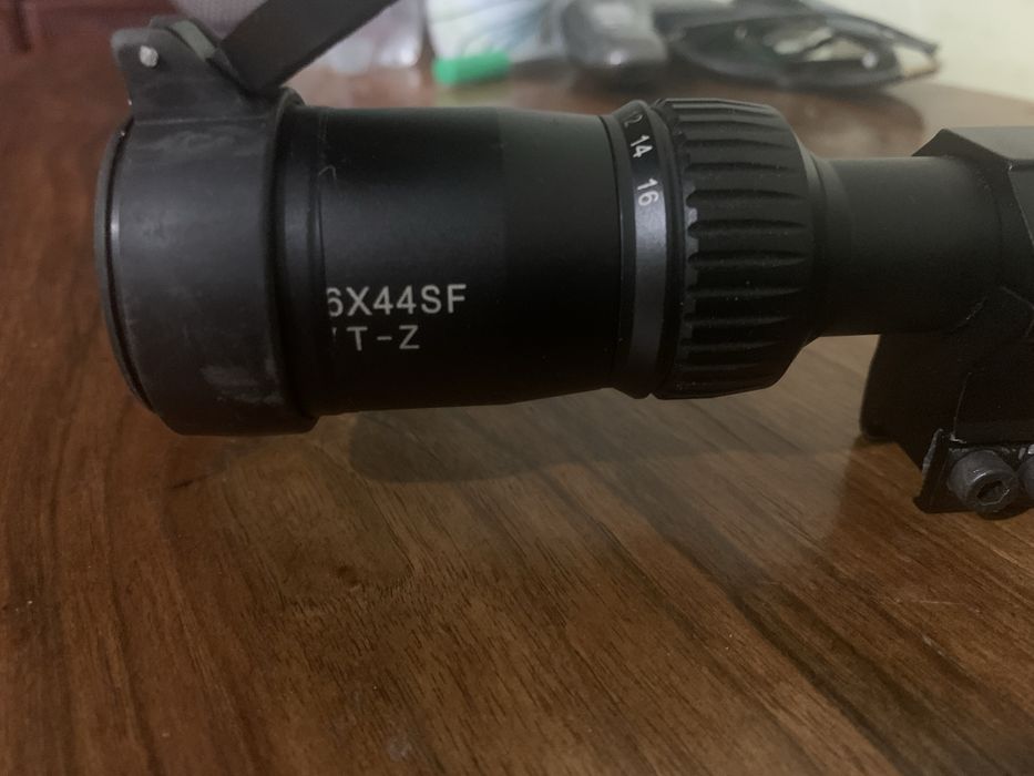 Приціл оптичний Discovery VT-3 FFP 4-16X44 SF. Перша фокальна площина