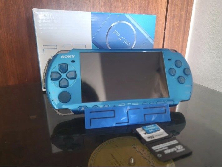PSP 3000 Azul desbloqueada com caixa