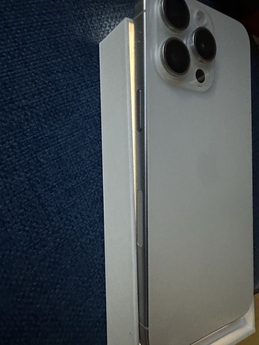 Продам телефон айфон - Iphone 15 Pro Max 256gb