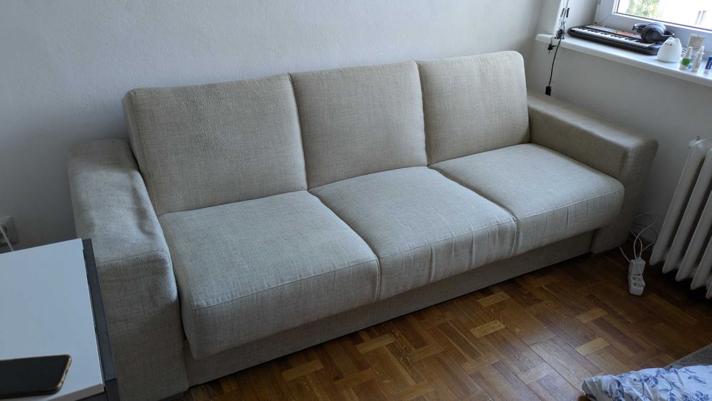 Rozkładana sofa / kanapa z funkcją spania / Jasny beż