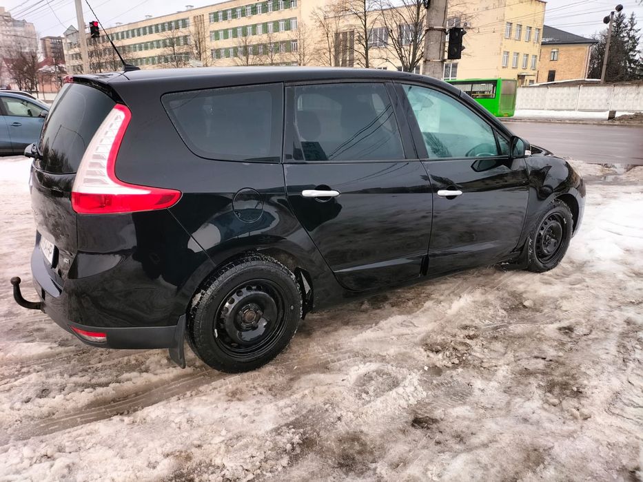 Renault grand scenic 3 1.6 dci 2011 року