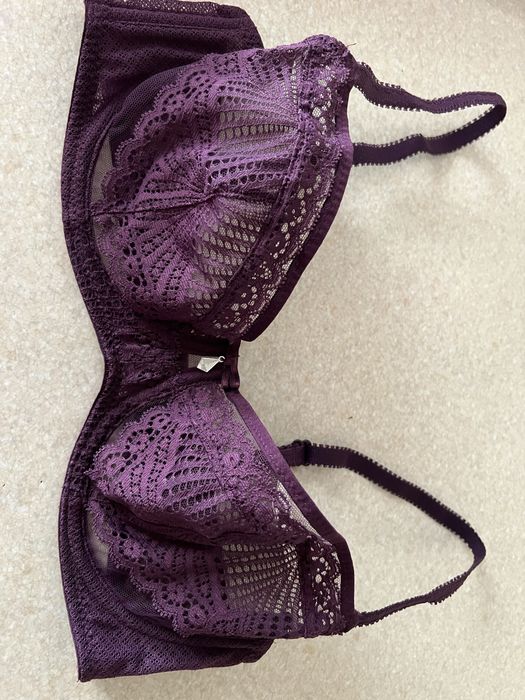 Бюстгальтер ( бюсти "Jasmine)