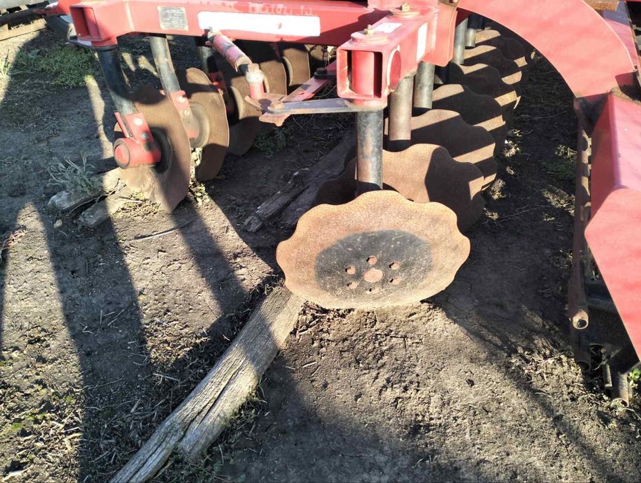 Продам дискоя борону 4.5 в хорошом состояне