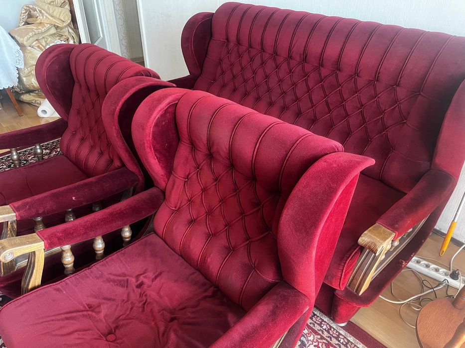 Komplet wypoczynkowy JADWIGA - kanapa i 2 fotele