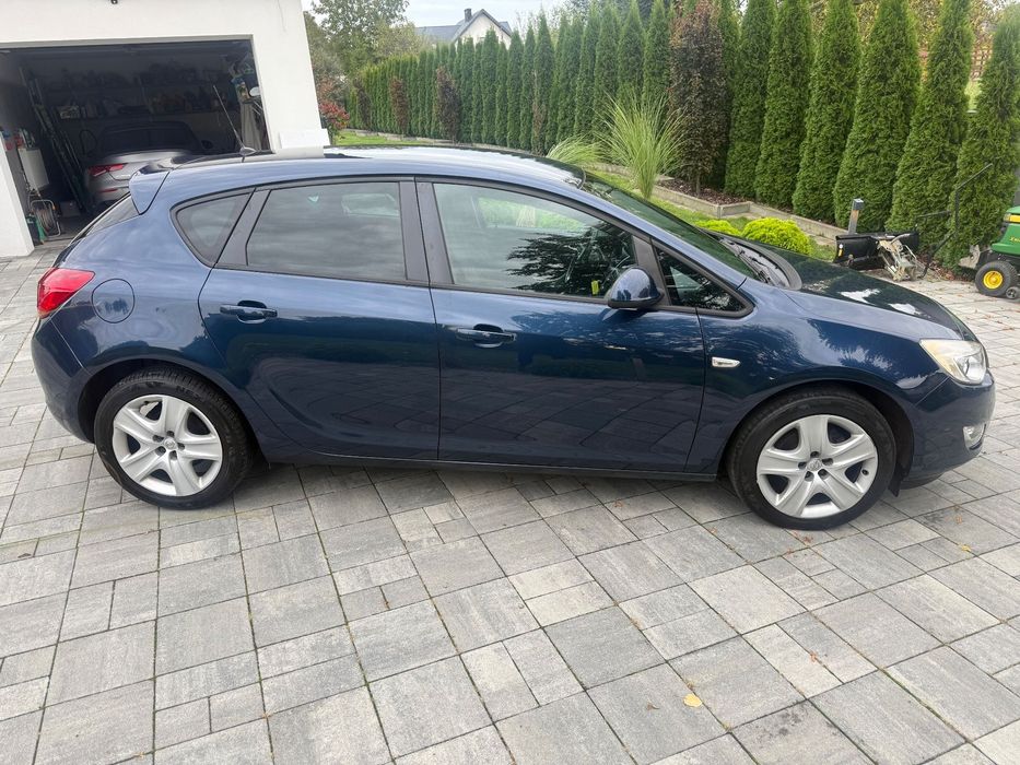 Opel Astra Opel Astra 1.4 Turbo 140 KM | 2012 | Bogata wersja | Grzane fotele i k