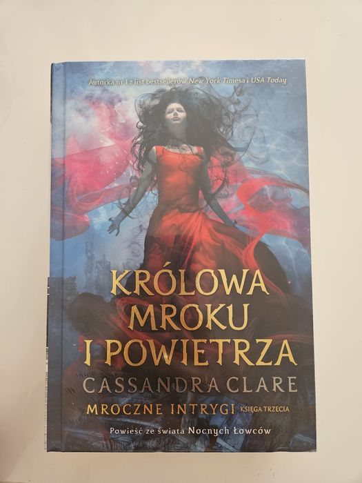 Królowa mroku książka nowa w folii