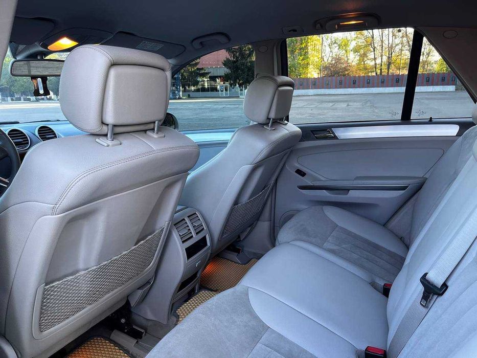 Mercedes-Benz ML350 4Matic