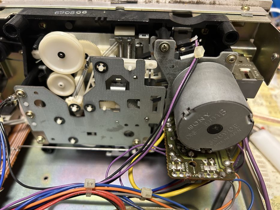 WEGA PSS 200C Stereo Cassette Deck