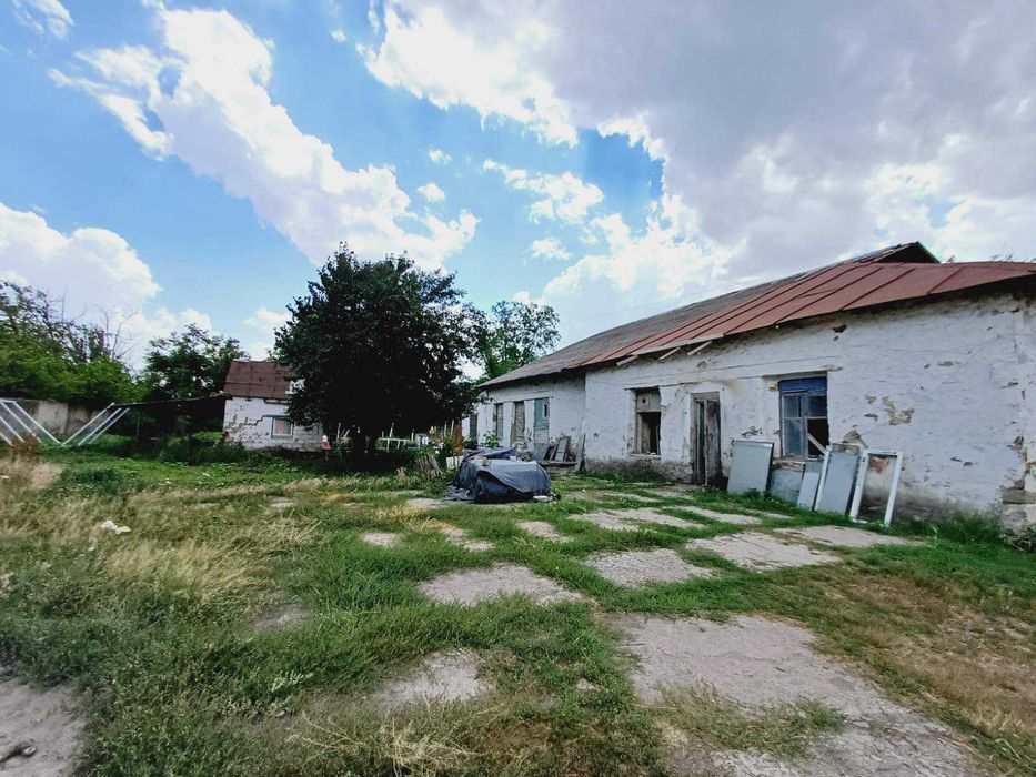 Продается  ферма в с. Гейковка (Кривбас), или обмен на єкскаватор или  автокран или автомобиль