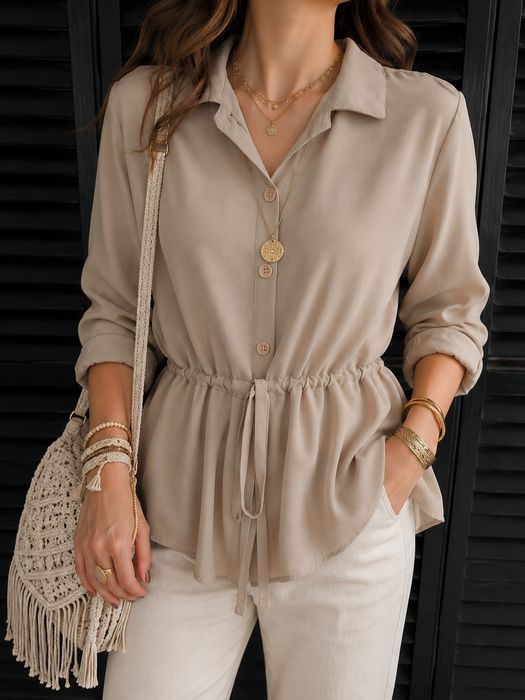 Blusa/Camisa Bege com detalhe franzido na Cintura - New Collection - Tamanho Único - Nova!
