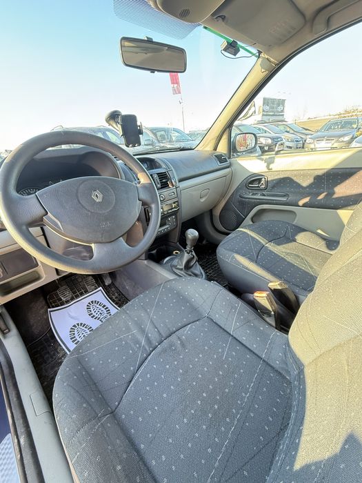 Na Sprzedaż Renault Coli 1.2LPG/bez rdzy/Święta Otwarte/klima/oszczędn