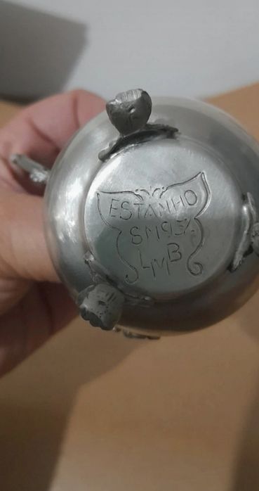 Bule de chá em estanho marca LMB