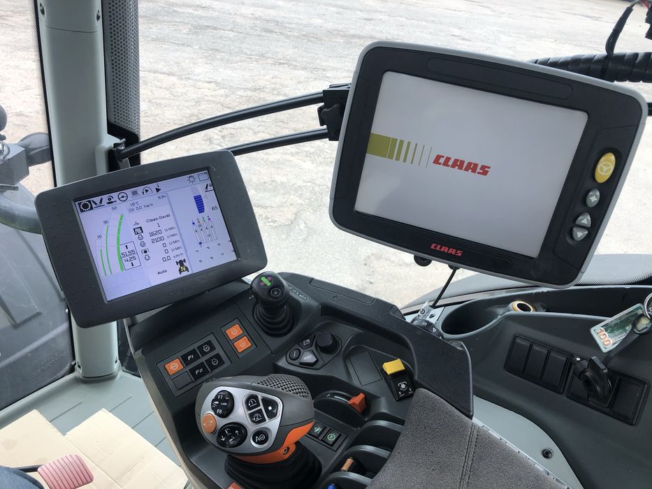 Трактор Claas Axion 950 2014 410 Продаж