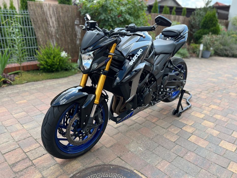 Suzuki GSX A2 pełna moc super stan mały przebieg