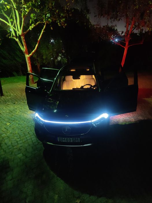 Serviço Premium de Transfers & Eventos | Mercedes EQB Luxury