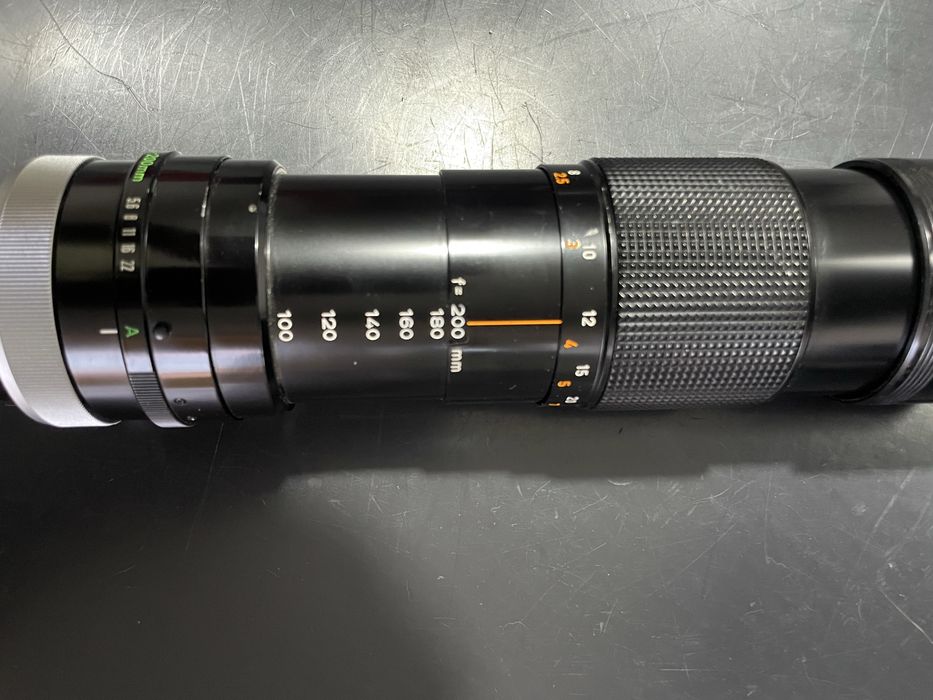 Canon FD 100-200 f5.6