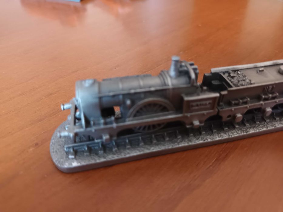 Miniaturas locomotivas tipo H0