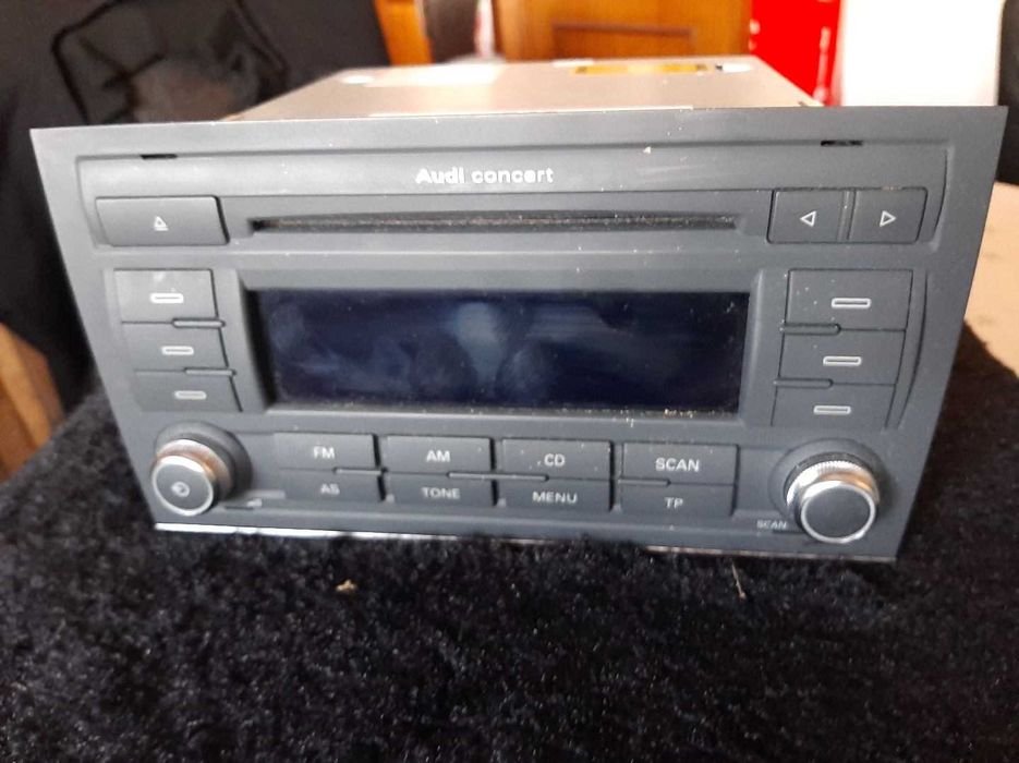 Autorádio Audi Concert, Audi A4 B7