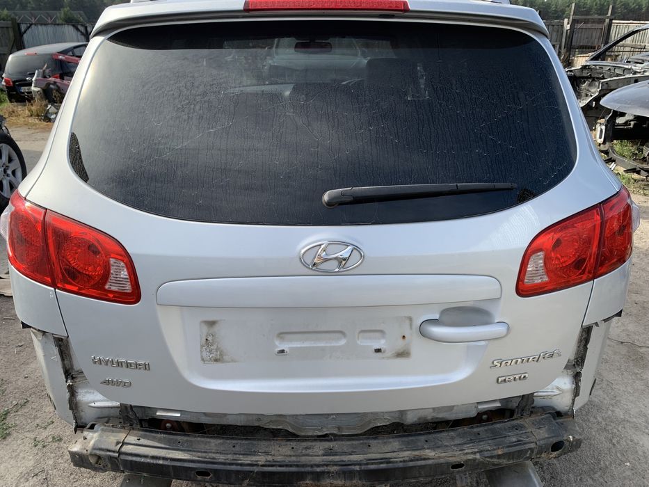 Кришка багажника Ляда  Хюндай Санта Фе 2. Hyundai Santa Fe 2