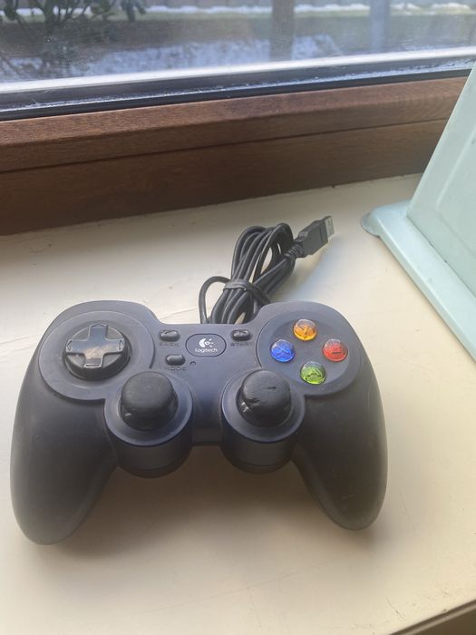 Игровой джойстик