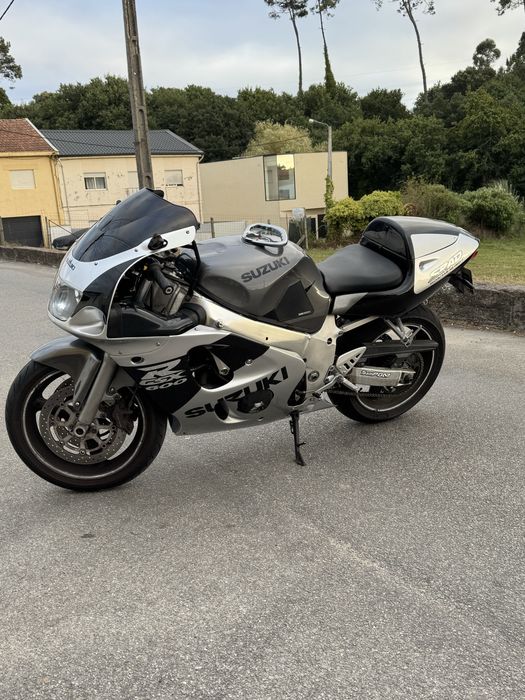 GsxR 600 de 1998