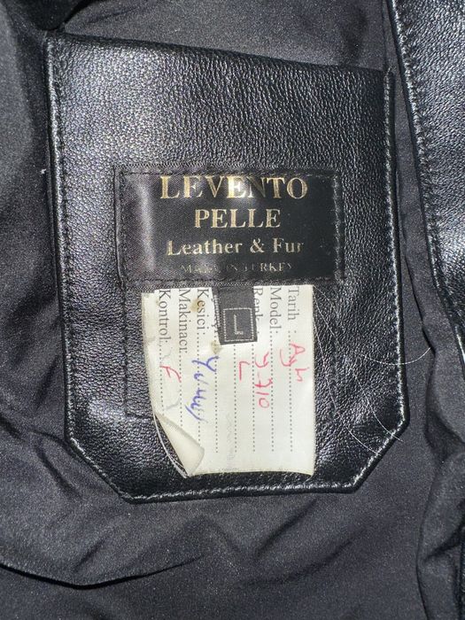 Чоловіча кожана куртка LEVENTO PELLE розмір S
