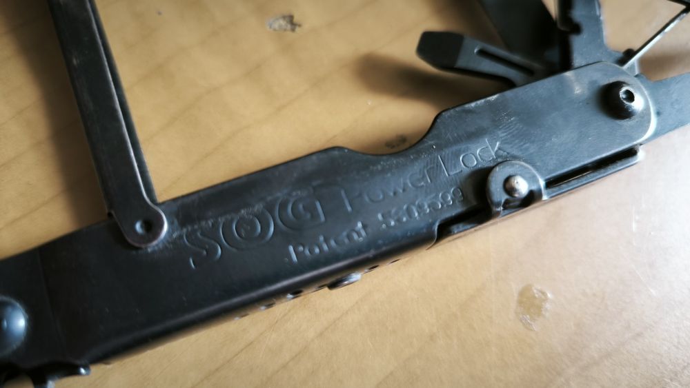 Мультитул sog Powerlock