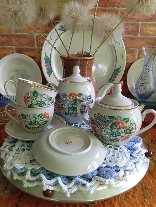 Посуд чайний. Частина сервізу