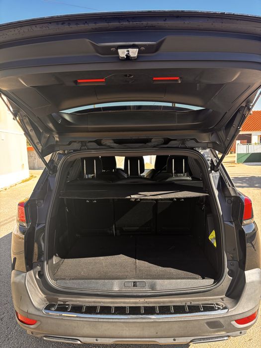 PEUGEOT 5008 1.5 BlueHDi GT Line CX Manual FULL EXTRAS
