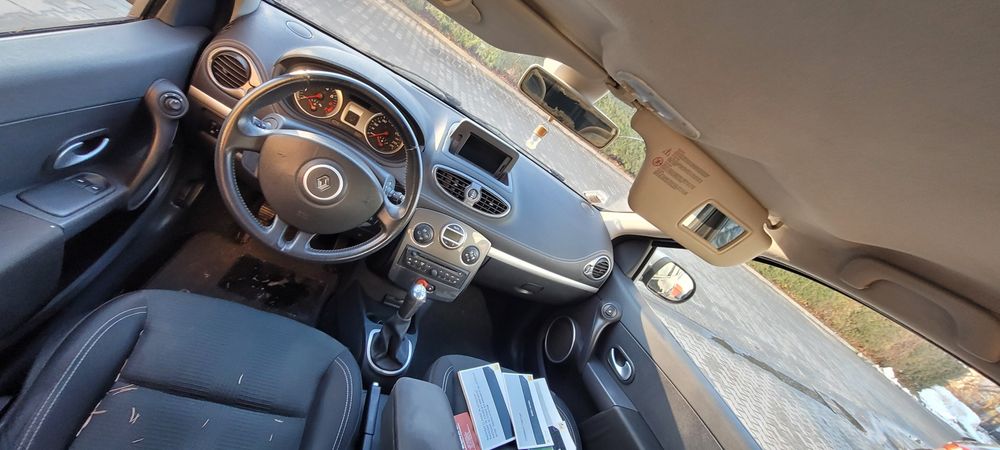 Renault Clio 2012 1.2 benzyna