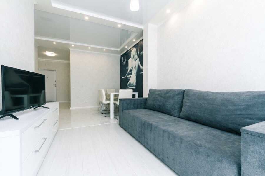 Зняти житло в Києві. При відключенні світла - ліфти працюють, вода є.