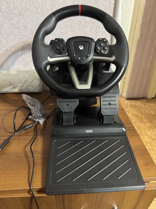 Продам ігровий руль Hori Racing