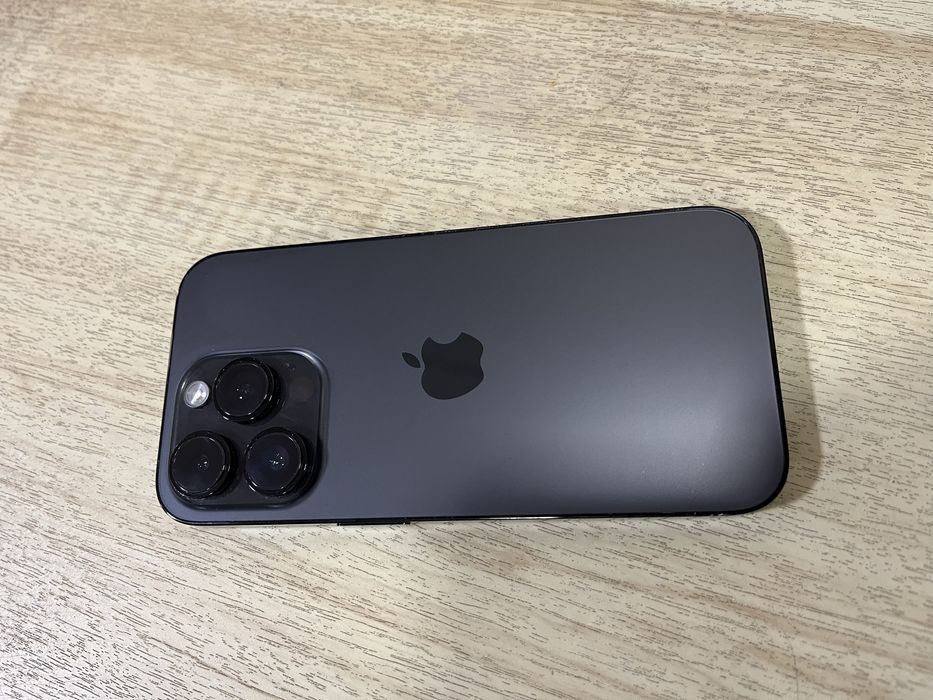 iPhone 14 Pro 128GB Space Black | 1 власник | Гарний стан | Акумулятор: 84% • Рідна коробка