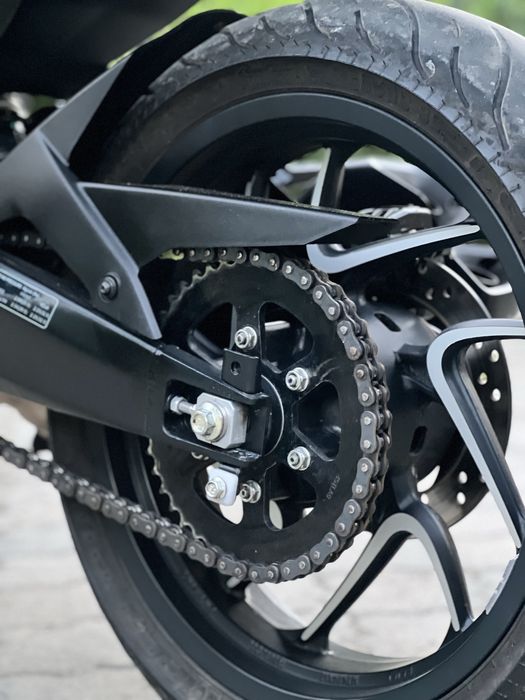 Bajaj DOMINAR 400 UG