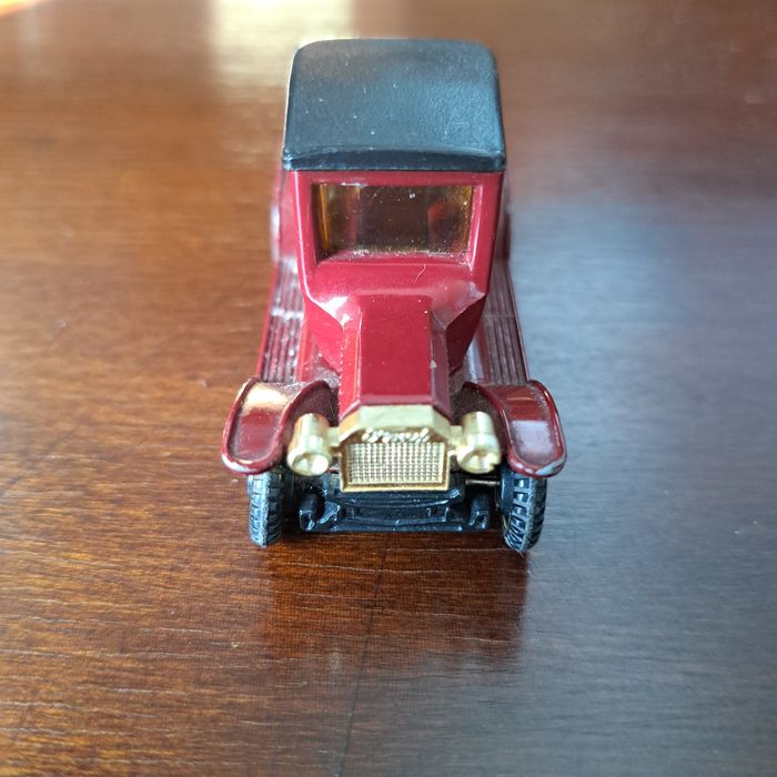 Modelo Tomica Ford T