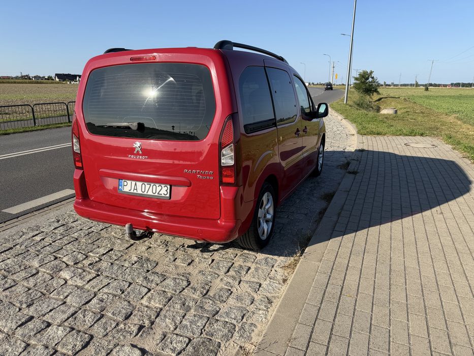 Peugeot Partner Tepee 1,6Hdi, hak
