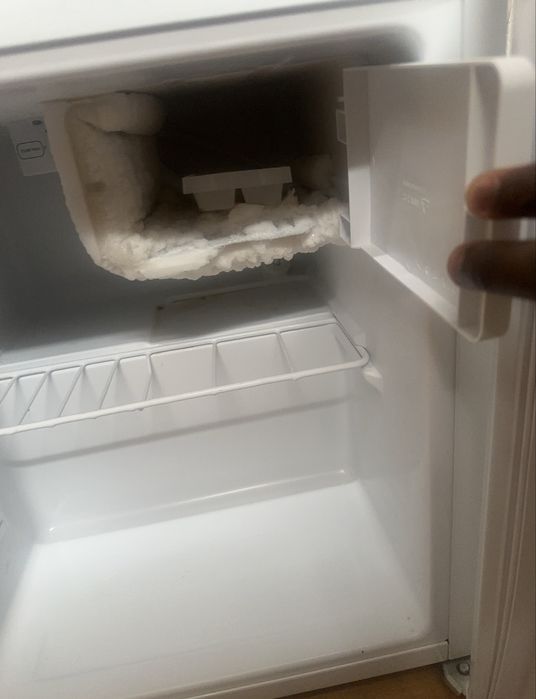 Frigobar                                          .