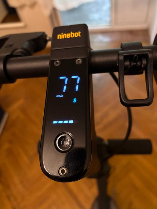 Електросамокат Segway Ninebot MAX G30 II Black